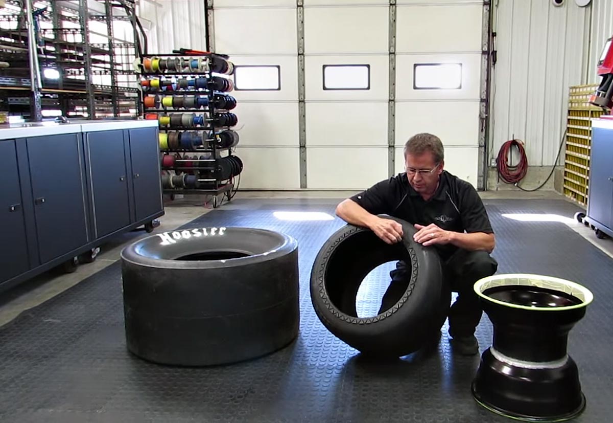 How-To-Mount-A-Liner-Tire